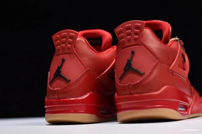 Air 4 Day Jordan Singles AV3914-600 0714